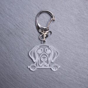 German Pointer Bag Tag. This bag tag is made with engraved acrylic. Comes with lobster clasp topper that easily hooks to a bag, zippers, keychains,