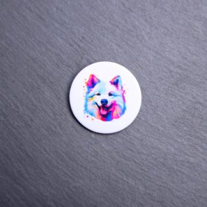 Samoyed Watercolor Button. These buttons are made with photo paper, metal round, and metal backing. These buttons are vibrant and fun to use on bags or vests.