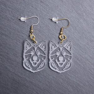 Akita Earrings. These earrings are made with engraved acrylic. Comes with gold hooks that is nickel free. Adorable dangle earrings for dog lovers.