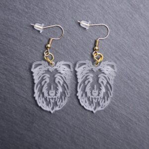 Bearded Collie Earrings. These earrings are made with engraved acrylic. Comes with gold hooks that is nickel free. Adorable dangle earrings for dog lovers.