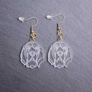 Bloodhound Earrings. These earrings are made with engraved acrylic. Comes with gold hooks that is nickel free. Adorable dangle earrings for dog lovers.