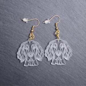 English Setter Earrings. These earrings are made with engraved acrylic. Comes with gold hooks that is nickel free. Adorable dangle earrings for dog lovers.