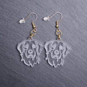 Golden Retriever Earrings. These earrings are made with engraved acrylic. Comes with gold hooks that is nickel free. Adorable dangle earrings for dog lovers.