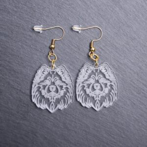 Keeshond Earrings. These earrings are made with engraved acrylic. Comes with gold hooks that is nickel free. Adorable dangle earrings for dog lovers.